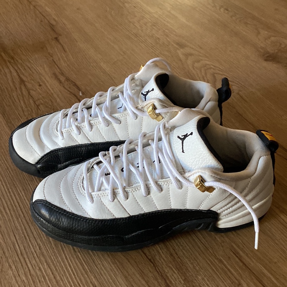Vintage Air Jordan 12 Retro Low GS White Black Taxi Yellow 2004 size 6 - Picture 2 of 16